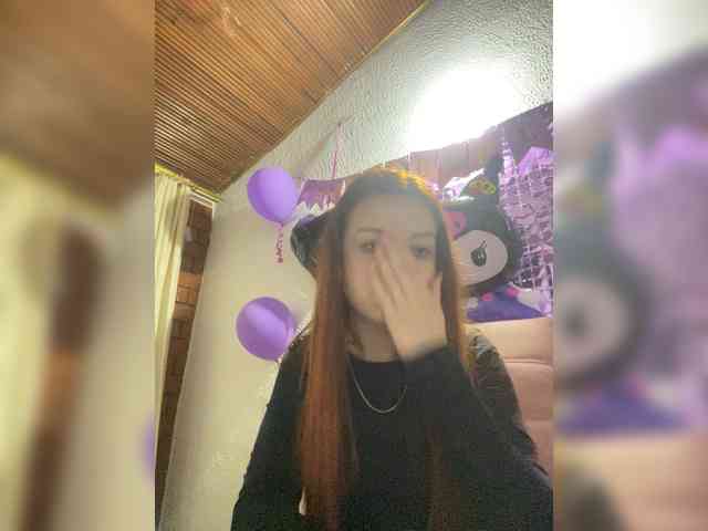 Pamela-Velvet webcam