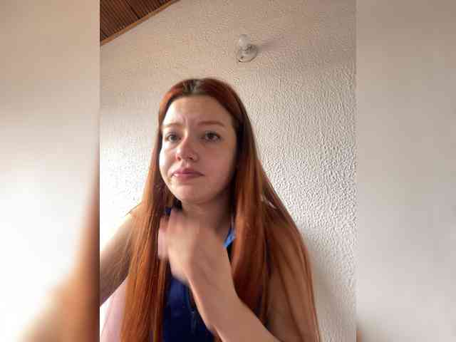 Pamela-Velvet webcam