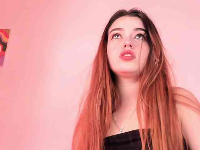 Pamela-Velvet webcam