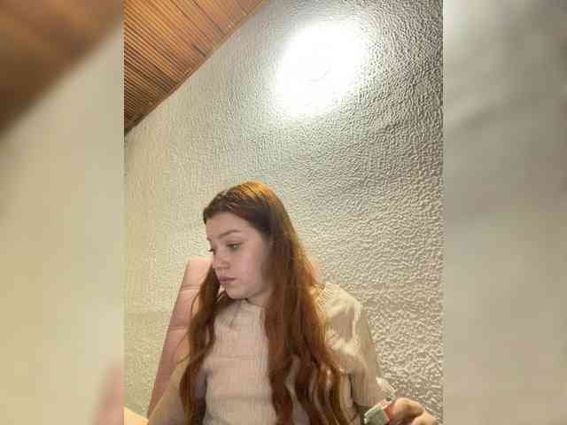 Pamela-Velvet webcam