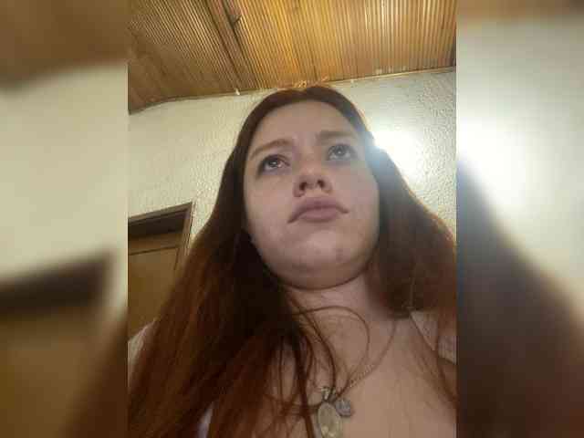 Pamela-Velvet webcam