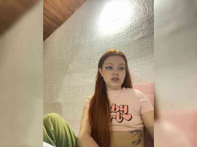 Pamela-Velvet webcam