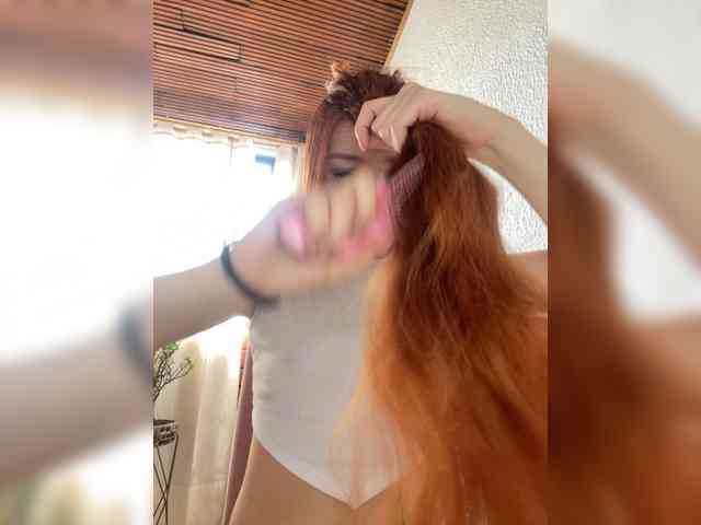 Pamela-Velvet webcam