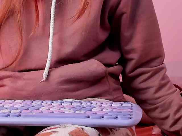 Pamela-Velvet webcam