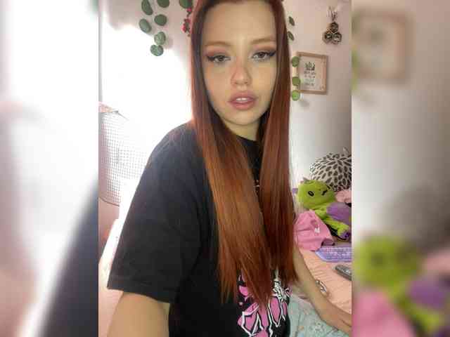 Pamela-Velvet webcam