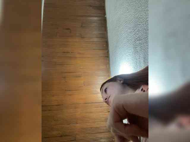 Pamela-Velvet webcam