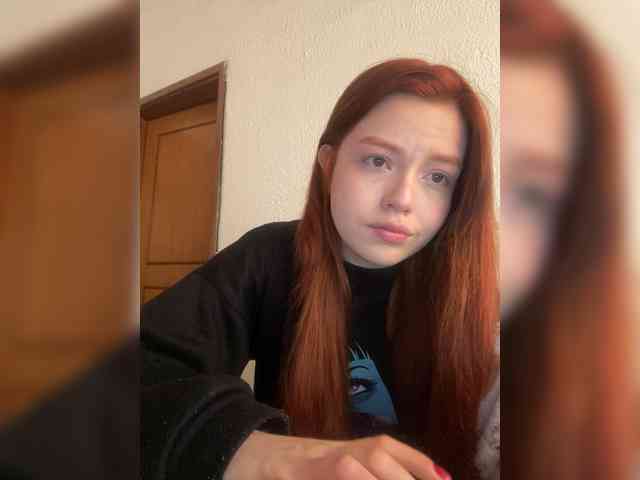 Pamela-Velvet Pamela-Velvet