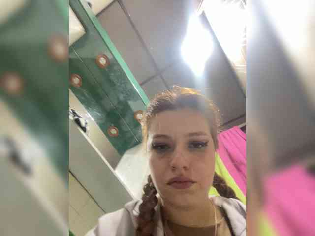 Pamela-Velvet Pamela-Velvet