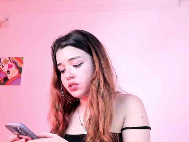 Pamela-Velvet webcam