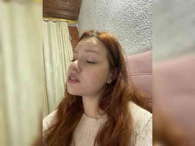 Pamela-Velvet webcam