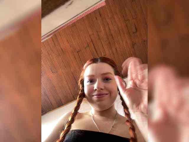 Pamela-Velvet webcam