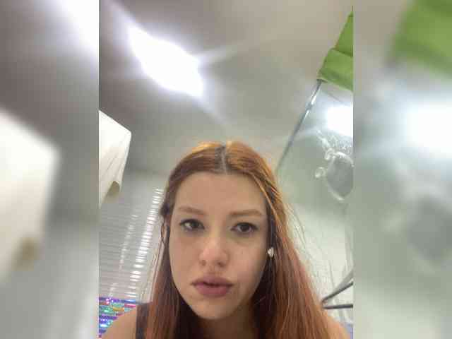 Pamela-Velvet Pamela-Velvet