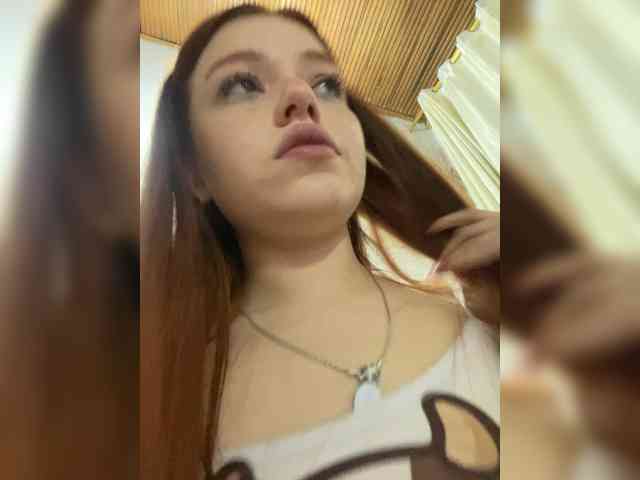 Pamela-Velvet webcam