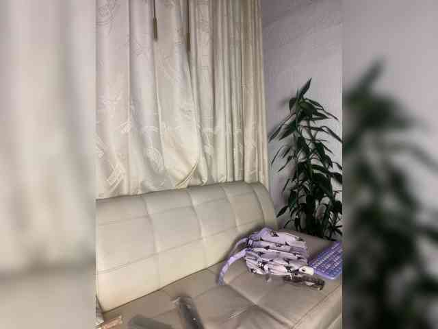 Pamela-Velvet webcam