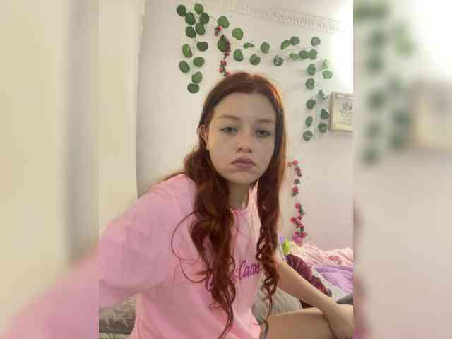 Pamela-Velvet webcam