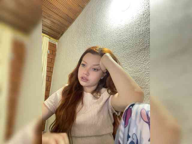 Pamela-Velvet webcam