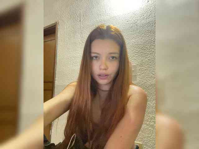 Pamela-Velvet Pamela-Velvet