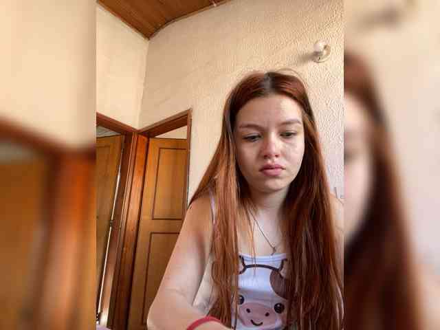 Pamela-Velvet Pamela-Velvet