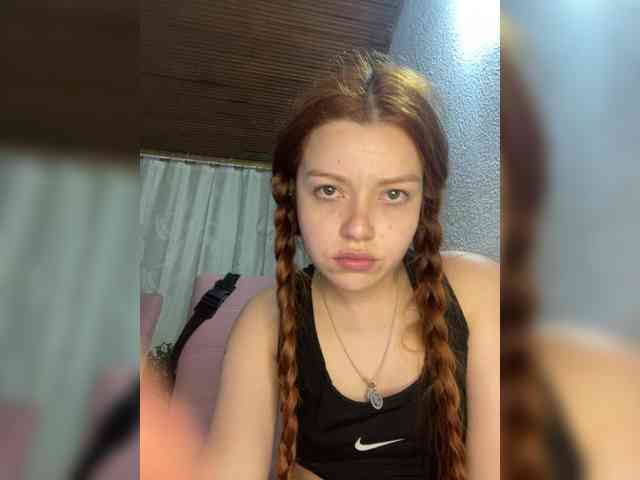 Pamela-Velvet Pamela-Velvet