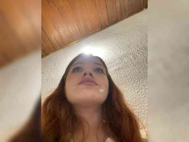 Pamela-Velvet webcam