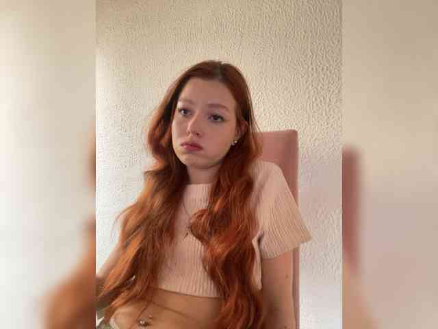 Pamela-Velvet Pamela-Velvet