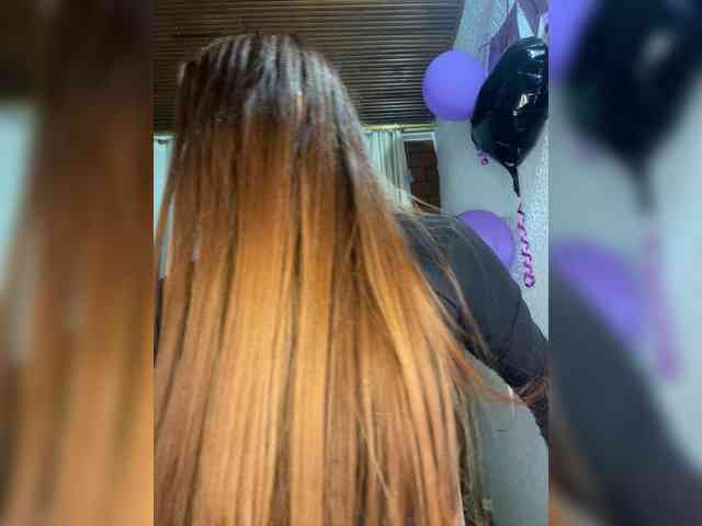 Pamela-Velvet webcam