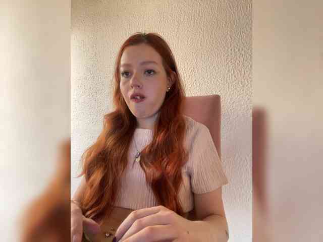 Pamela-Velvet webcam