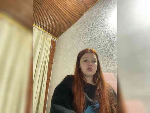 Pamela-Velvet webcam