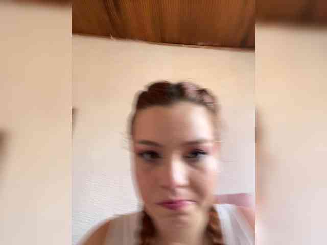 Pamela-Velvet Pamela-Velvet