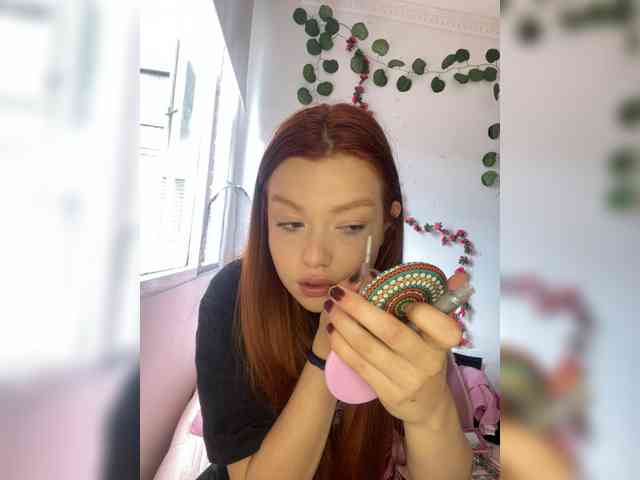 Pamela-Velvet webcam