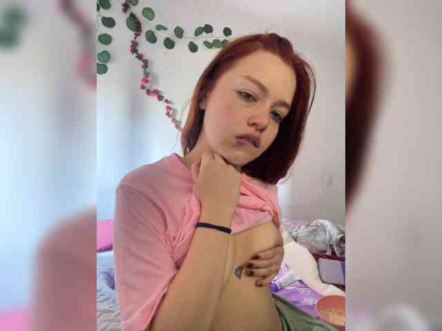 Pamela-Velvet webcam