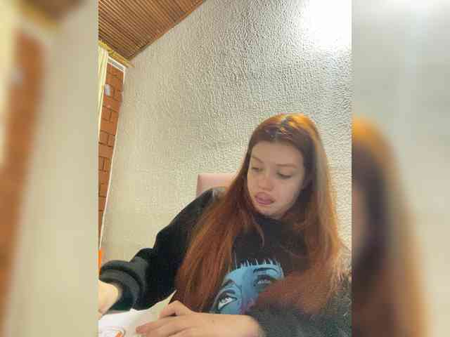 Pamela-Velvet webcam