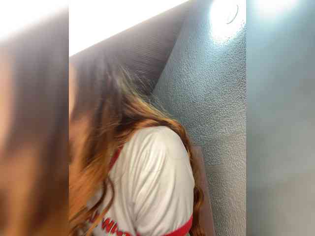 Pamela-Velvet webcam