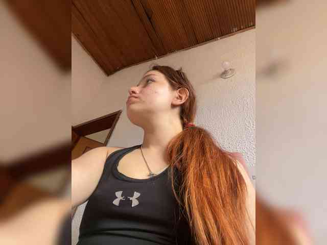 Pamela-Velvet Pamela-Velvet