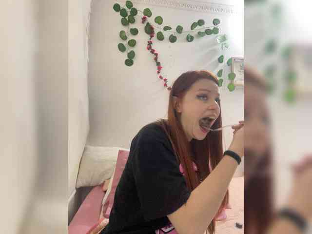 Pamela-Velvet webcam