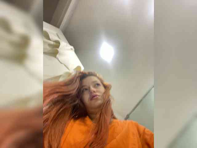 Pamela-Velvet Pamela-Velvet