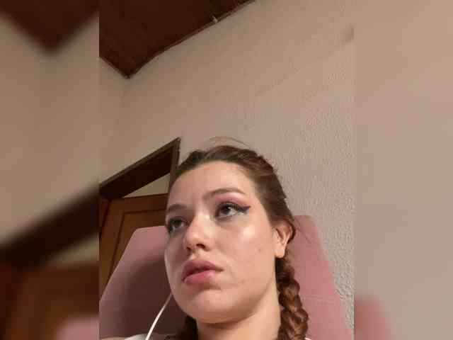 Pamela-Velvet Pamela-Velvet