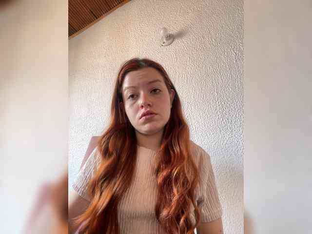 Pamela-Velvet webcam