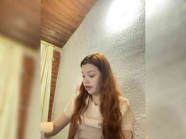 Pamela-Velvet webcam