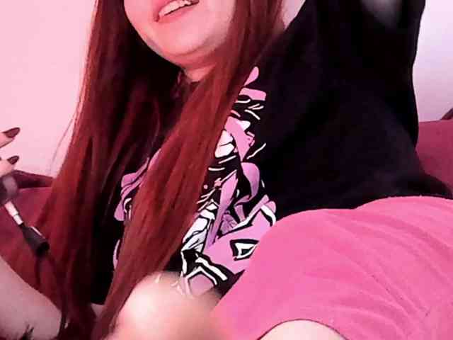 Pamela-Velvet Pamela-Velvet