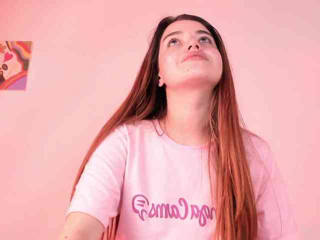 Pamela-Velvet webcam