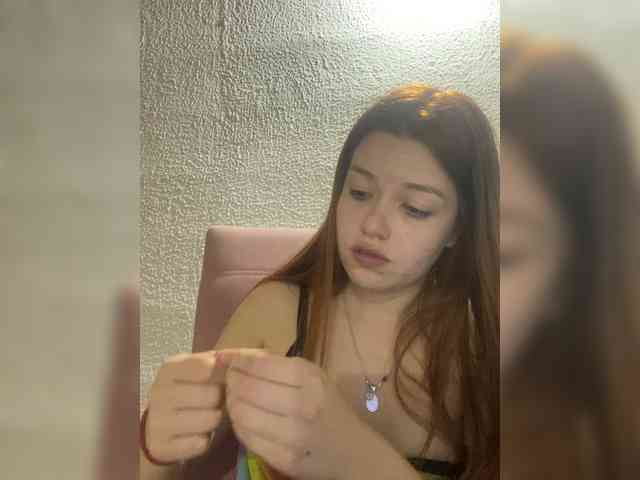 Pamela-Velvet webcam