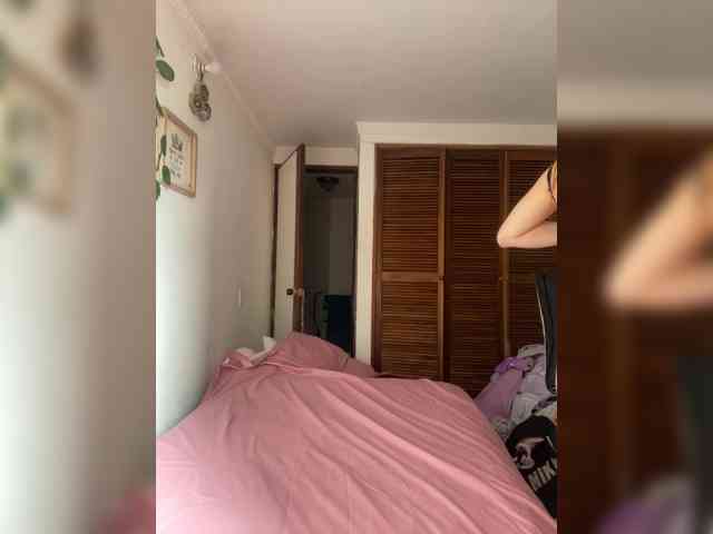 Pamela-Velvet Pamela-Velvet