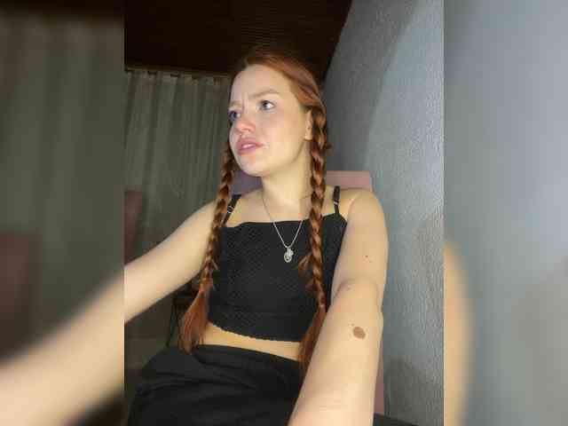 Pamela-Velvet webcam