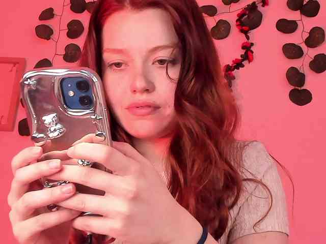 Pamela-Velvet Pamela-Velvet