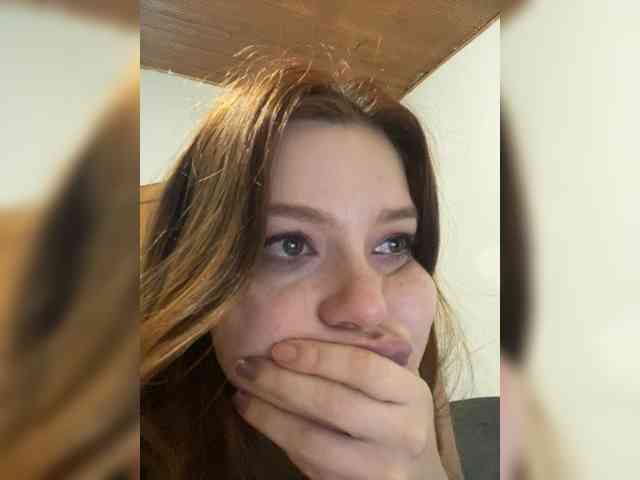 Pamela-Velvet Pamela-Velvet