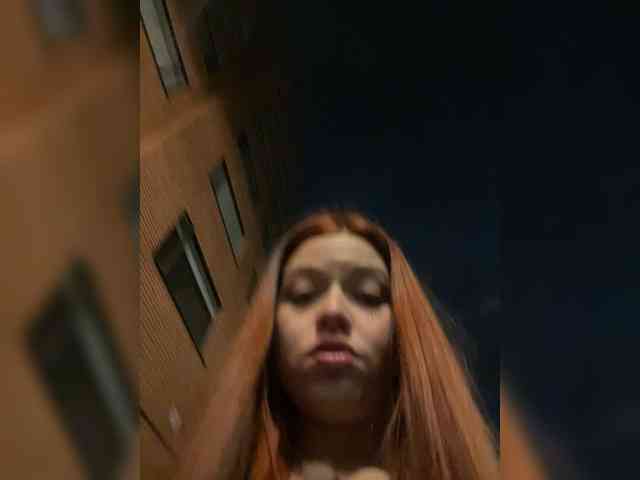 Pamela-Velvet webcam