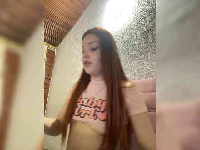 Pamela-Velvet webcam