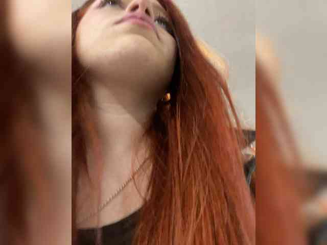 Pamela-Velvet Pamela-Velvet