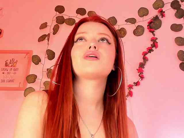 Pamela-Velvet webcam